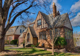 2137 Edgehill Rd, Louisville, KY 40205-1503