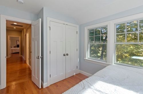 82 Day St, Newton MA 02466-2906 exterior