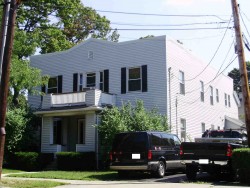 628 Watertown St, Newton, MA 02460-1319