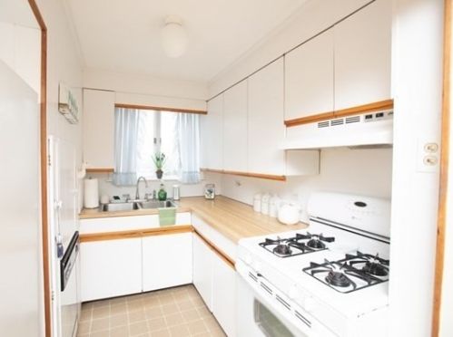 27 Prescott Ave, Chelsea MA 02150-2113 exterior