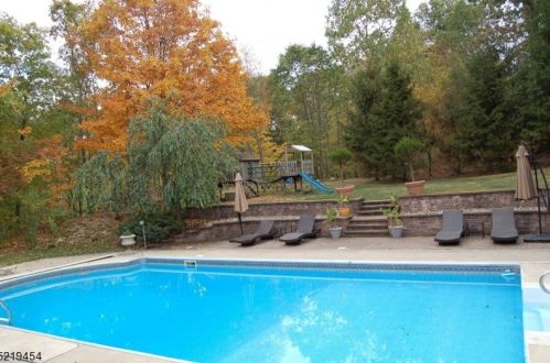 20 Tomahawk Path, Skyline Lakes, NJ 07456-1224