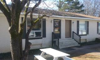 3917 Thomas Rd, Huntsville AL  35805-6363 exterior