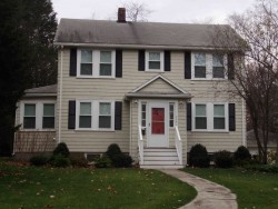 113 Brackett Rd, Newton, MA 02458-2613