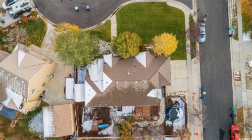 9232 Stone Ridge Cir, Sandy UT 84093-2698 exterior