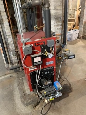 21 Cres St, Whitman MA 02382-2406 exterior