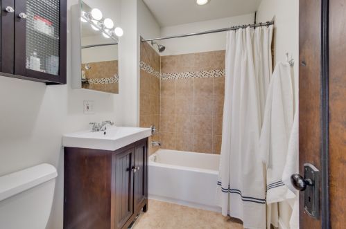 1400 Home Ave, Forest View IL 60402-1618 exterior