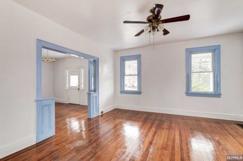 133 Grant Ave, Cresskill NJ 07626-1203 exterior