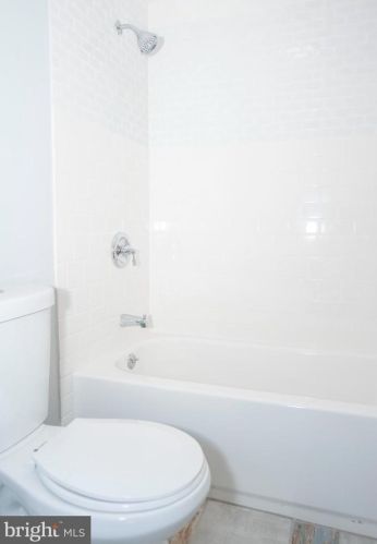 1815 20 St, Philadelphia PA 19145-2048 exterior