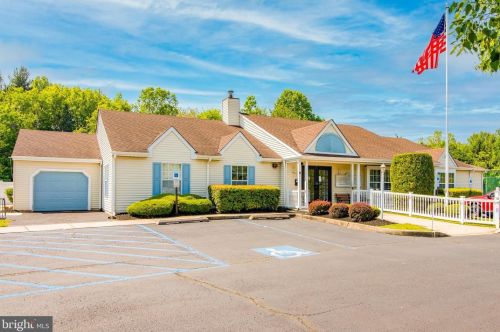 31 Blanchard Dr, West Deptford NJ 08096-6728 exterior