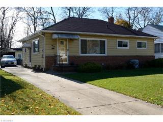 198 Wandle Ave, Cleveland OH  44146-2608 exterior