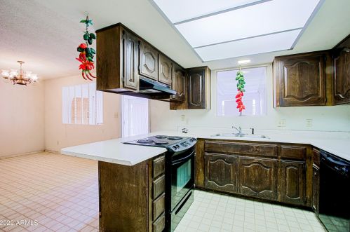 1945 Campo Bello Dr, Phoenix AZ 85032-2051 exterior