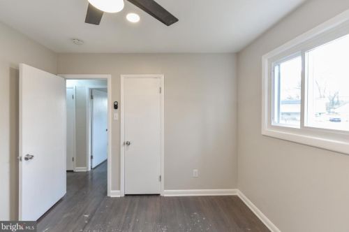 1102 Cumberland Ave, West Deptford NJ  08096-3041 exterior