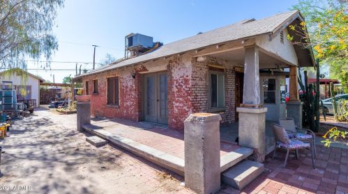 2221 Dayton St, Phoenix, AZ 85006-1638