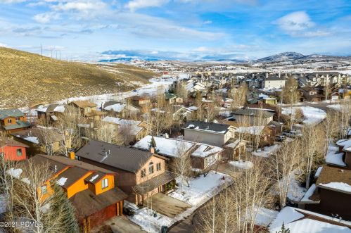 1110 Sta Loop Rd, Park City UT 84098-5425 exterior