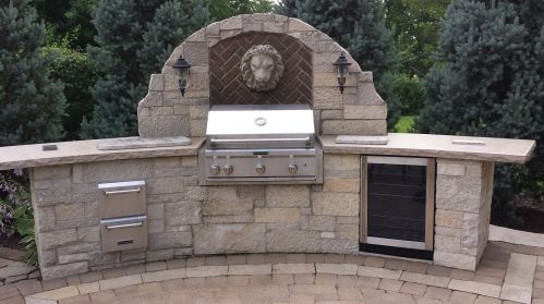 325 63rd St, Willowbrook IL 60527-2147 exterior