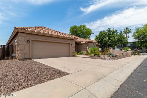 6346 4th Dr, Phoenix, AZ 85013-1339