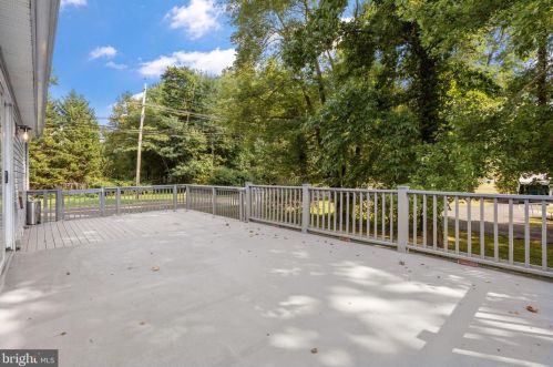 1 18th St, Burlington NJ  08016-4605 exterior