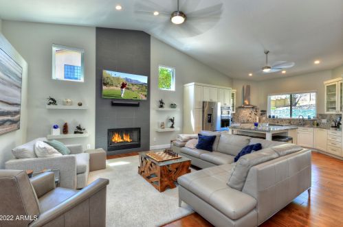 12618 38 St, Phoenix AZ 85040-1613 exterior