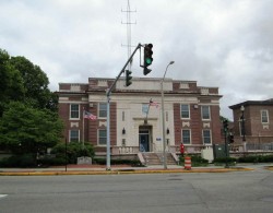 1321 Washington St, Newton, MA 02465-2011