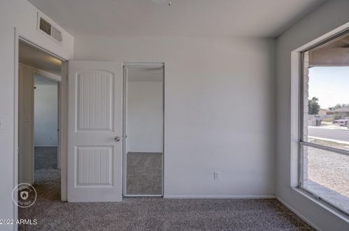 3101 75 Dr, Phoenix AZ 85033-3704 exterior