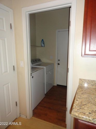 2954 Dunbar Dr, Phoenix AZ 85041-6112 exterior