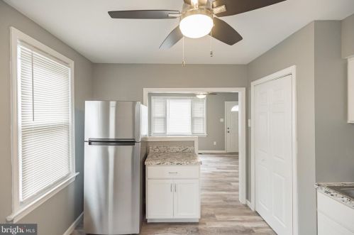 431 Prince St, West Deptford NJ 08096-5711 exterior