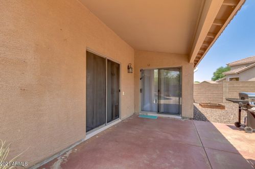 25801 65 Dr, Phoenix AZ 85033-1605 exterior