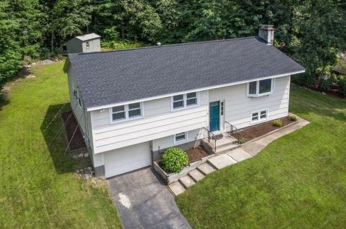 17 Crystal Cir, Burlington, MA 01803-2301