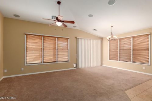 2128 Bowker St, Phoenix AZ 85040-3480 exterior