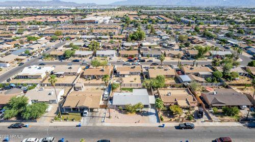 6340 Berkeley Rd, Phoenix AZ 85035-4620 exterior