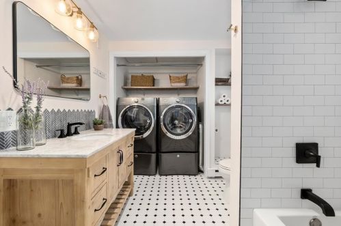 277 Haverhill St, North Reading MA 01864-1452 exterior