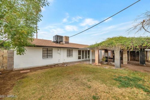 1807 46 St, Phoenix AZ 85008-4111 exterior