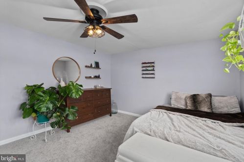 414 Morgan Ave, West Deptford NJ 08096-2818 exterior