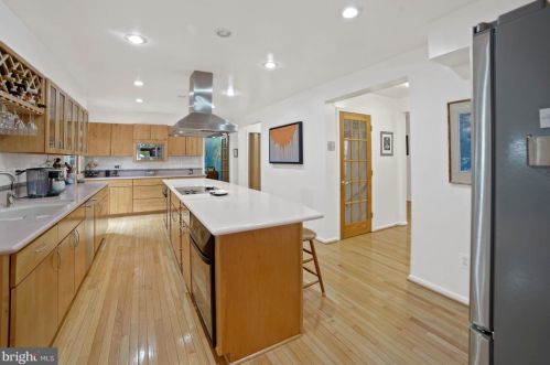 7442 Weather Worn Way, Columbia MD 21046-1434 exterior