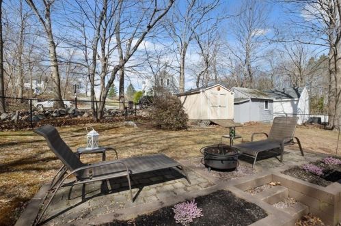 484 Essex St, Weymouth MA 02188-3501 exterior