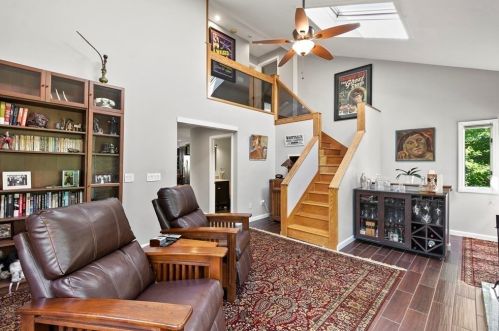 30 Abington St, Worcester MA 01603-1101 exterior