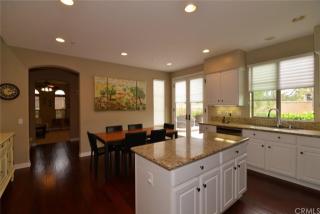 181 Rhapsody, Irvine CA  92620-2833 exterior