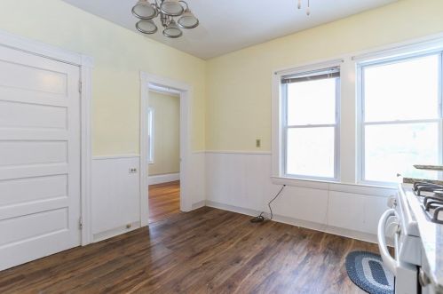 29 Fairview St, Dedham MA 02026-3254 exterior