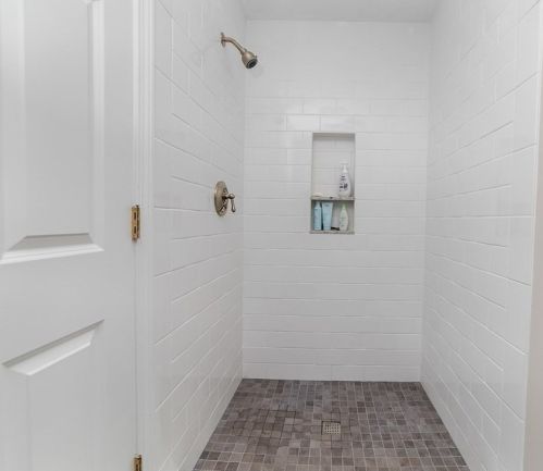 27 Stop Riv Rd, Norfolk MA 02056-1171 exterior