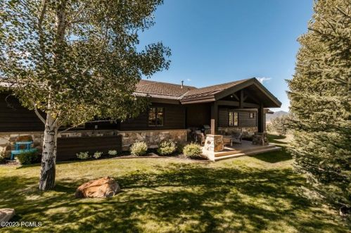2727 Westview Trl, Park City UT 84098-6342 exterior
