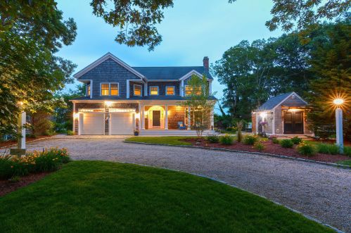 39 Miami Ave, Falmouth, MA 02540-3644