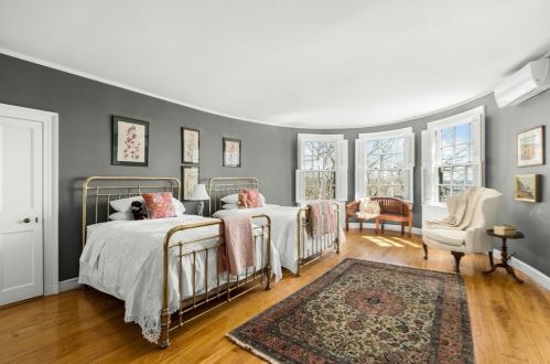 973 Hale St, Beverly MA 01915-4634 exterior