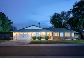 1577 Lawrence Ln, Phoenix, AZ 85021-4333