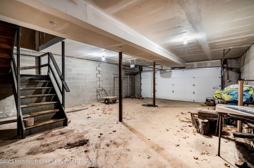 7 Pirates Cove Rd, Little Silver NJ 07739-1623 exterior