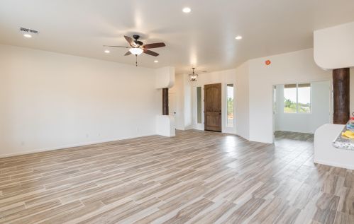 40532 3rd Ave, Phoenix AZ 85086-7203 exterior