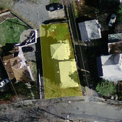 32 Beecher Pl, Newton MA 02459-2313 aerial view