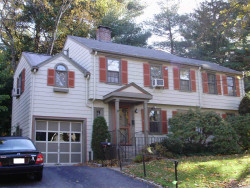 110 Manchester Rd, Newton, MA 02461-1123