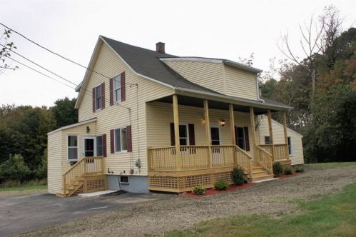 72 Saint James St, Dracut, MA 01826-3313