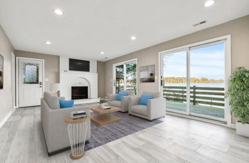 1337 Bay St, Taunton MA 02780-2521 exterior