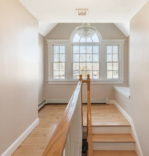 24 Harvey Ln, Whitman MA 02382-1948 exterior